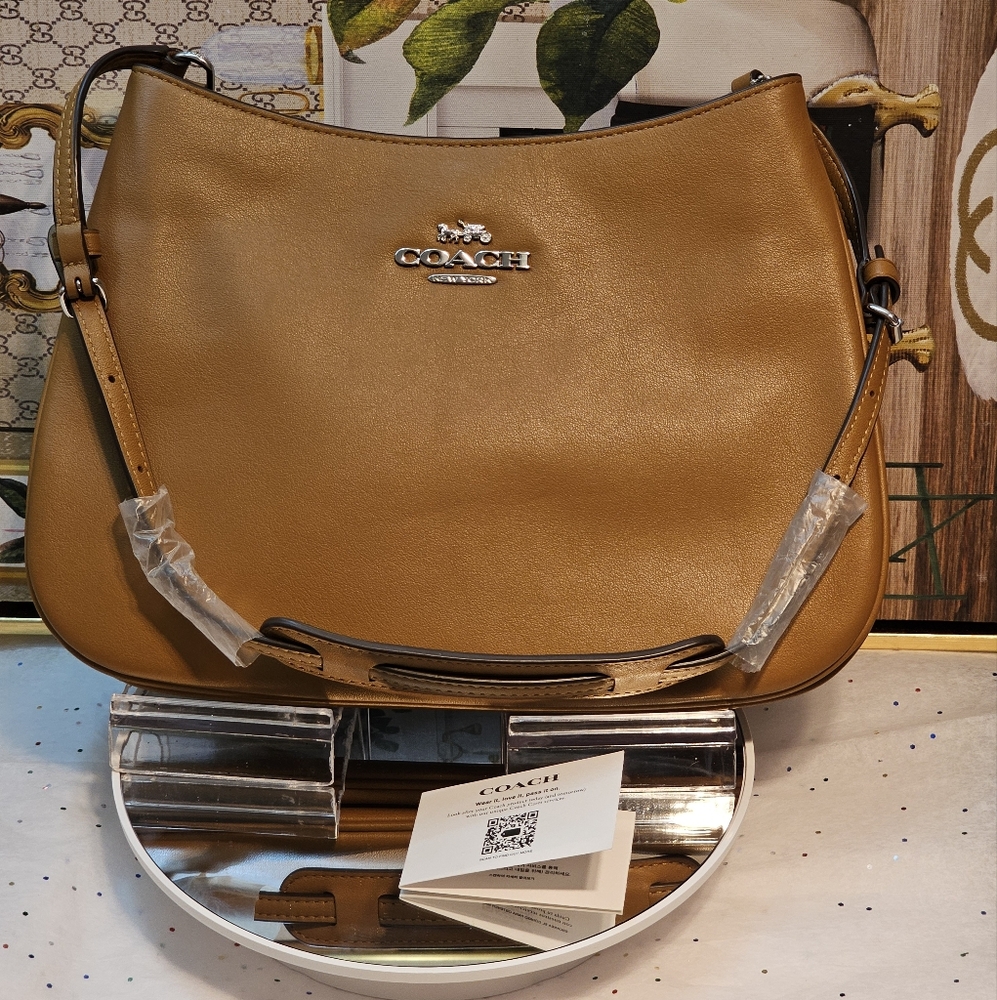Coach Penelope Carmel Leather  Shoulder Bag